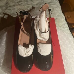 Valentino Garavani Black Patent Leather flats